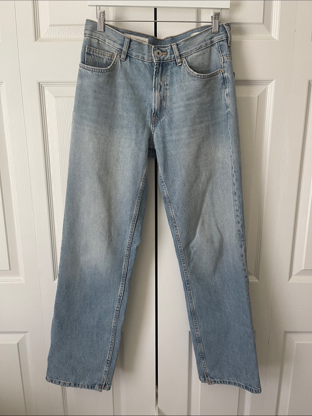 Zara Low Rise Straight Jeans